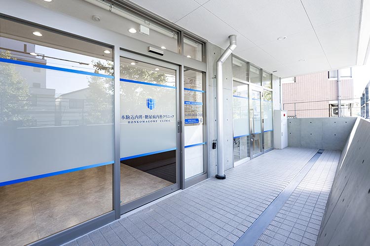 クリニック入口